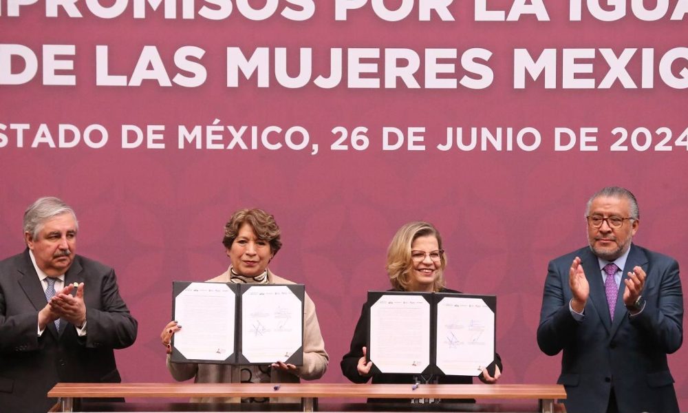 Firma Delfina Gómez compromiso a favor de la igualdad y bienestar de ...